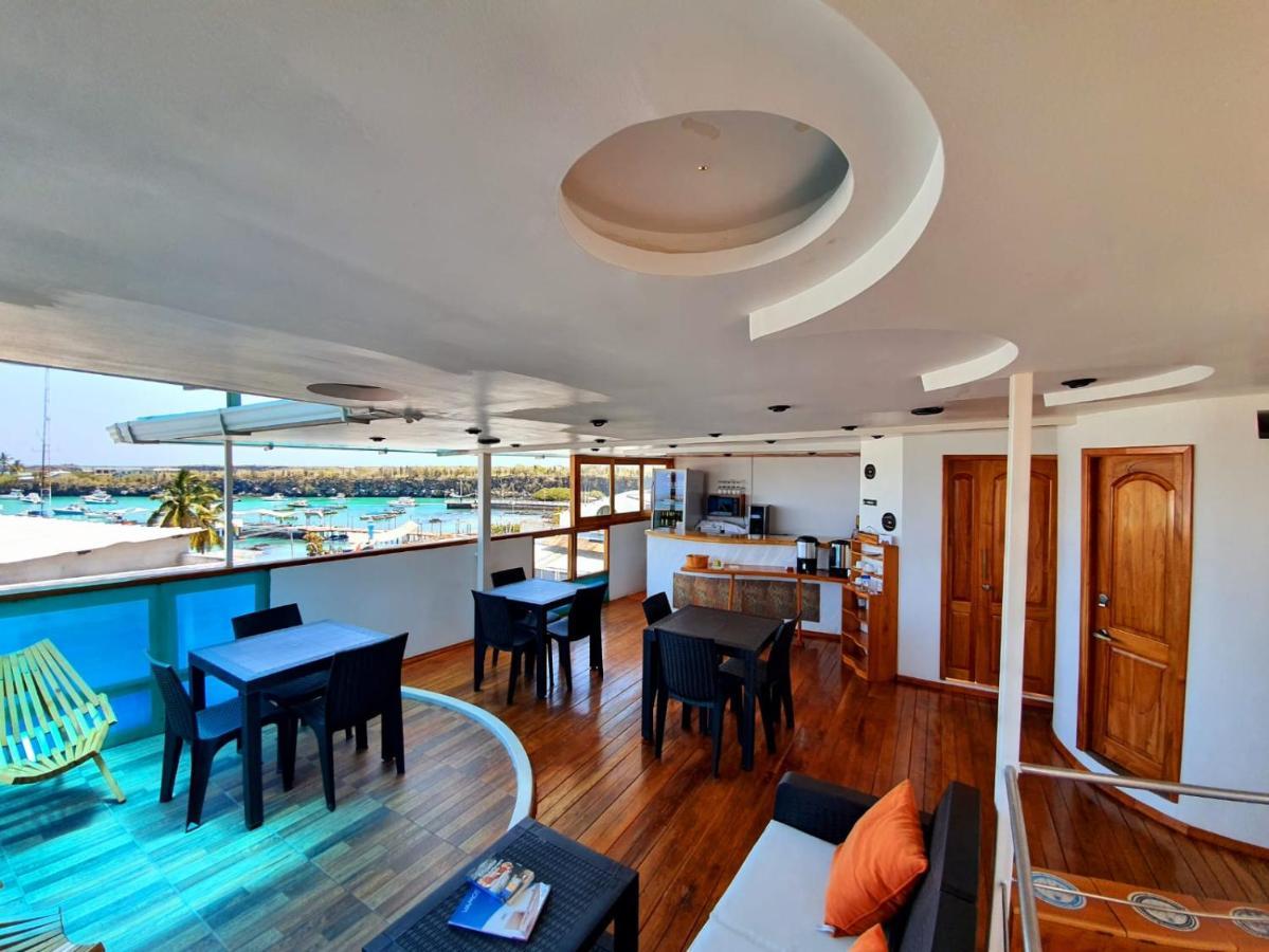 プエルトアヨラ Casa Ocean Pier Bed & Breakfast エクステリア 写真