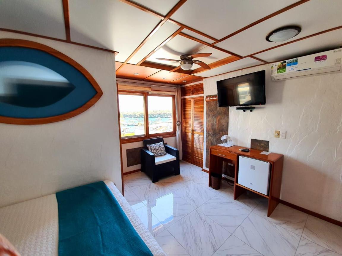 プエルトアヨラ Casa Ocean Pier Bed & Breakfast エクステリア 写真